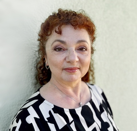 Das Bild zeigt Mariana Fallenstein. Sie ist Lehrerin für Kindertanz an der Musikschule Mittelsachsen.