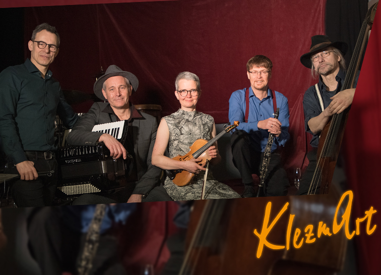 Bandfoto von Klezmart - es sind fünf Musiker mit ihrem Instrument in der Hand zu sehen
